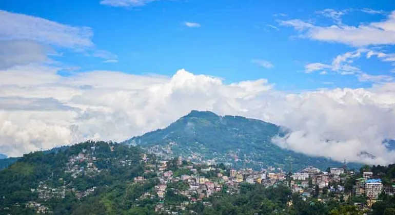 Kalimpong, India – The Complete Travel Guide to the Himalayan Rock City