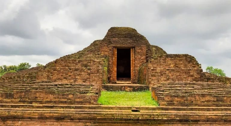 Roopban Mura Comilla – History, Entry Fees, Schedule and Complete Travel Guide Roopban Mura Comilla – History, Entry Fees, Schedule and Complete Travel Guide