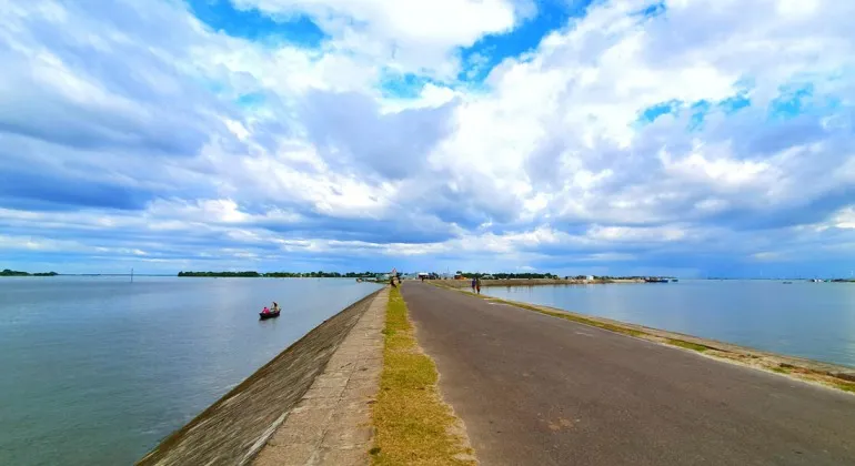 Balikhola Kishoreganj – Complete Haor Travel Guide, Boat Trips, Directions and Visiting Information