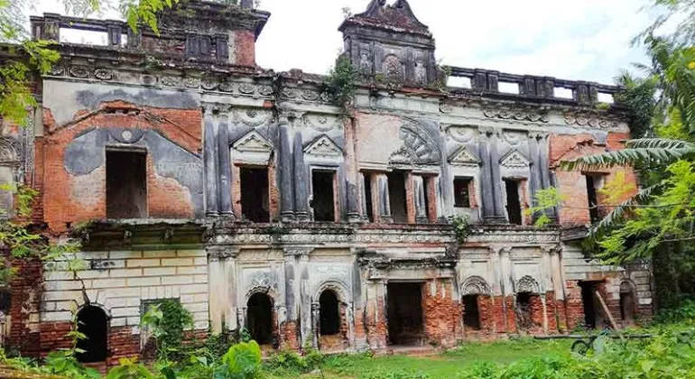 Mia Dalan Jhenaidah