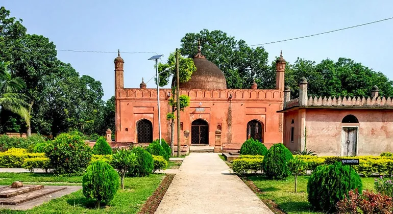 Mughal Tahkhana Chapainawabganj – Complete History, Architecture and Travel Guide