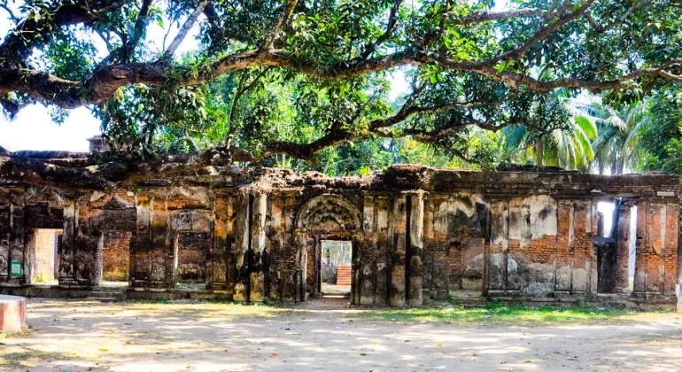 Rani Bhabani's father's home Bogra – history, location, travel guide and sightseeing information